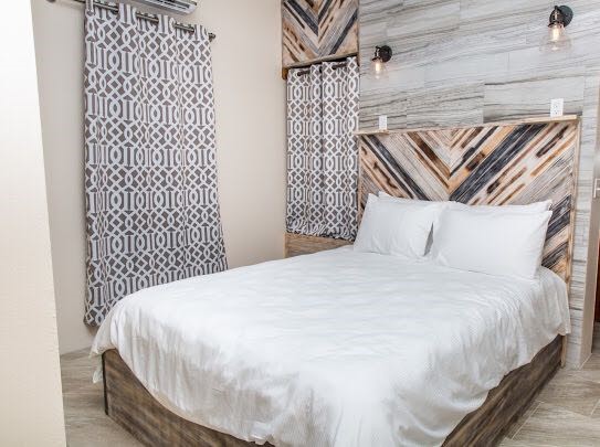 1 Bedroom Pics 6
